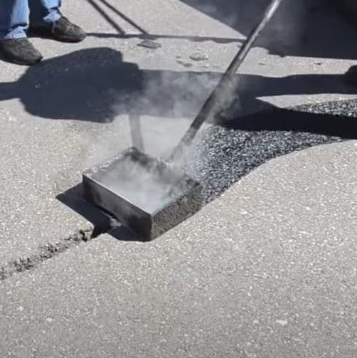 Asphalt crack filling machine Hire Barnet