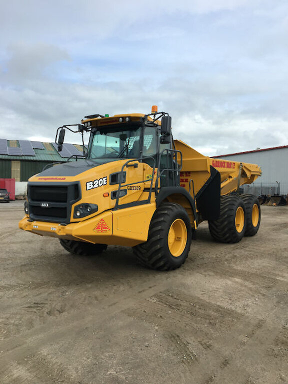 Articulated dump truck Hire Barnet