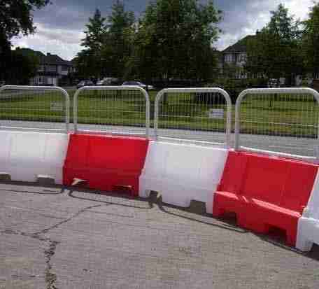 Water filled barrier Hire Barnet